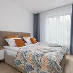 Seaside Mazowiecka Park - Wyjatkowy Na 7 Osob 2 Sypialnie, 2 Lazienki I Parking - Luxury Large With 2 Bedrooms, 2 Bathrooms And Parking Lägenhet Kołobrzeg