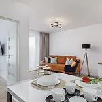 Seaside Mazowiecka Park - Wyjatkowy Na 7 Osob 2 Sypialnie, 2 Lazienki I Parking - Luxury Large With 2 Bedrooms, 2 Bathrooms And Parking Lägenhet Kołobrzeg