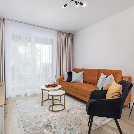 Seaside Mazowiecka Park - Wyjatkowy Na 7 Osob 2 Sypialnie, 2 Lazienki I Parking - Luxury Large With 2 Bedrooms, 2 Bathrooms And Parking Kolobrzeg