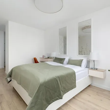 Seaside Mazowiecka Park - Wyjatkowy Na 7 Osob 2 Sypialnie, 2 Lazienki I Parking - Luxury Large With 2 Bedrooms, 2 Bathrooms And Parking Apartmán